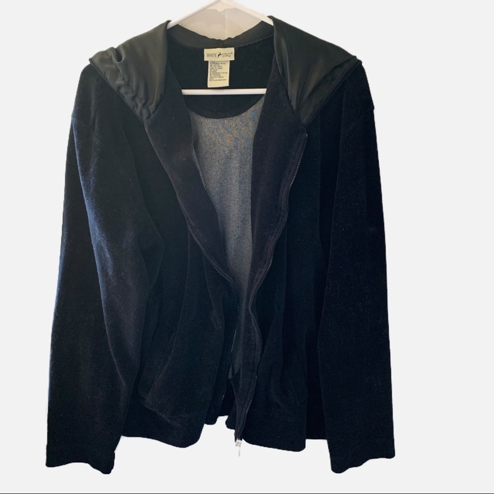 White Stag Ladies Extra Large 16/18 Soft Black Jacket.